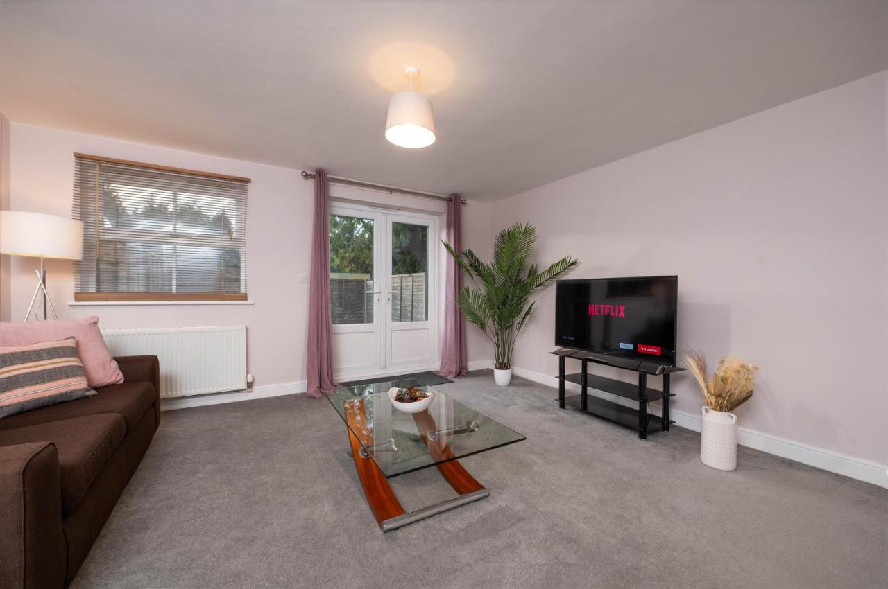 Stunning 3 Bed With Parking & Garden Vila Market Rasen Exterior foto